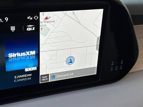Used 2024 Hyundai Palisade Limited FWD image 19