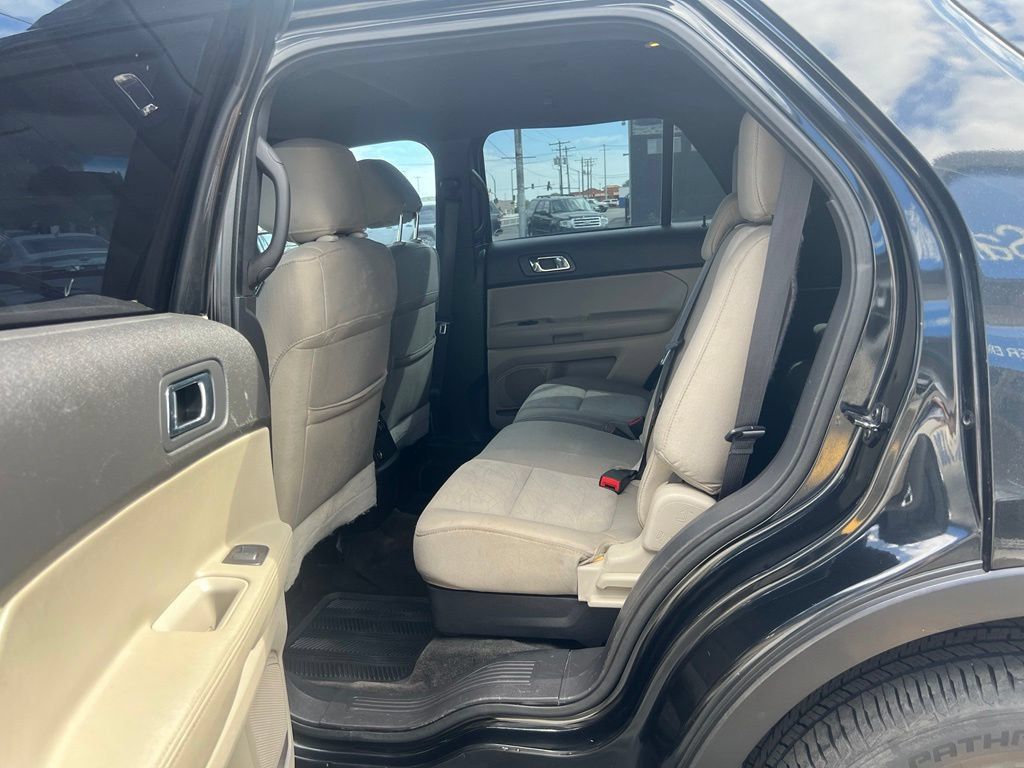 Used 2015 Ford Explorer 4WD image 10
