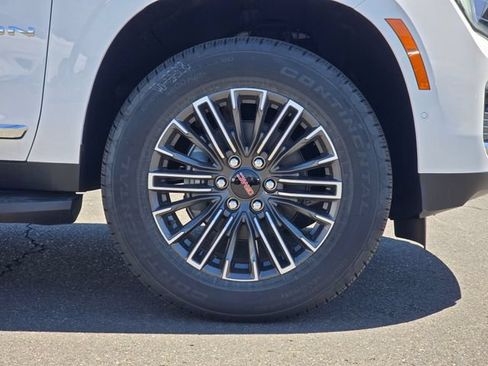 New 2026 GMC Yukon Elevation AWD/4WD image 9