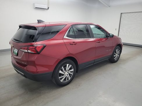 Used 2023 Chevrolet Equinox LT AWD/4WD image 10