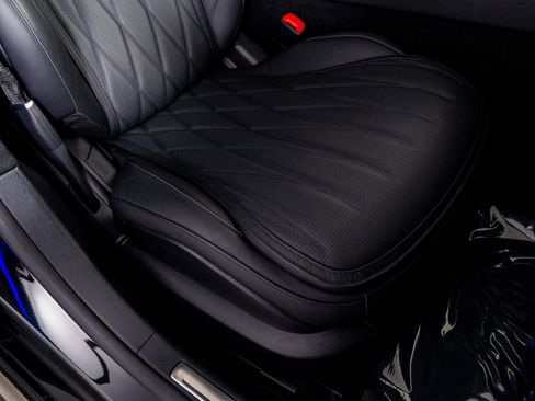 Used 2025 Mercedes-Benz S 63 AMG S w/ AMG Night Package image 36