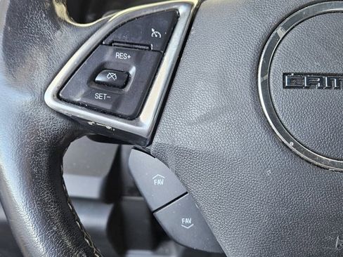 Used 2018 Chevrolet Camaro LT image 21