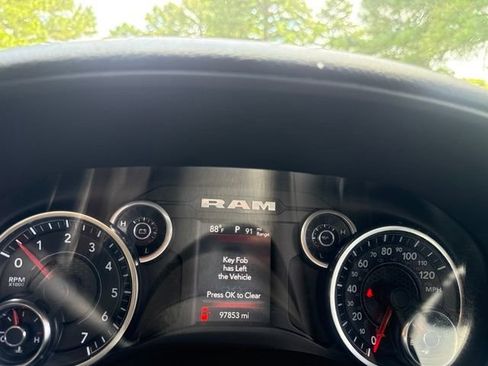 Used 2023 RAM 1500 Big Horn AWD/4WD image 60