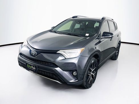 Used 2018 Toyota RAV4 SE w/ Power Extra Value Package image 3