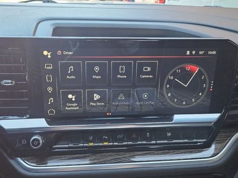 Used 2024 GMC Sierra 2500 SLE w/ SLE Value Package; image 18