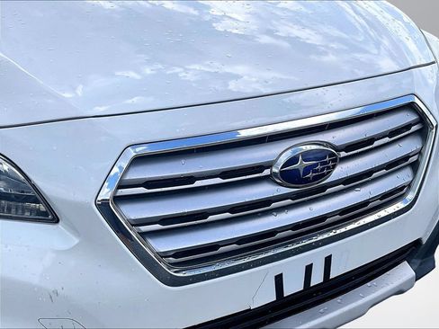 Used 2017 Subaru Outback 2.5i Limited AWD/4WD image 28