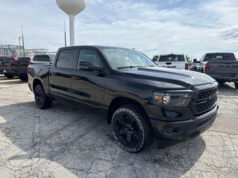 Used 2023 RAM 1500 Big Horn AWD/4WD image 4