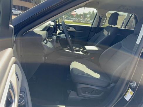 New 2026 Ford Explorer Active image 8