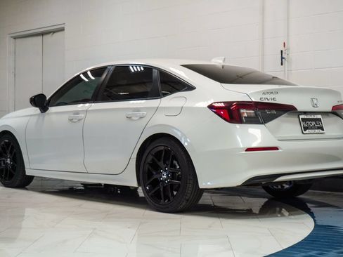 Used 2025 Honda Civic Sport image 31