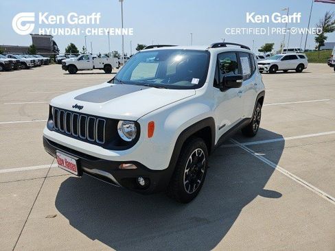Used 2023 Jeep Renegade Latitude image 1