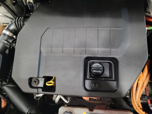 Used 2014 Chevrolet Volt w/ Enhanced Safety Package 2 image 30