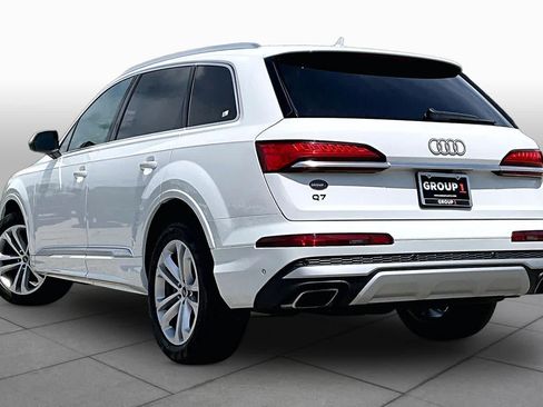 Used 2025 Audi Q7 3.0T Premium Plus AWD/4WD image 12