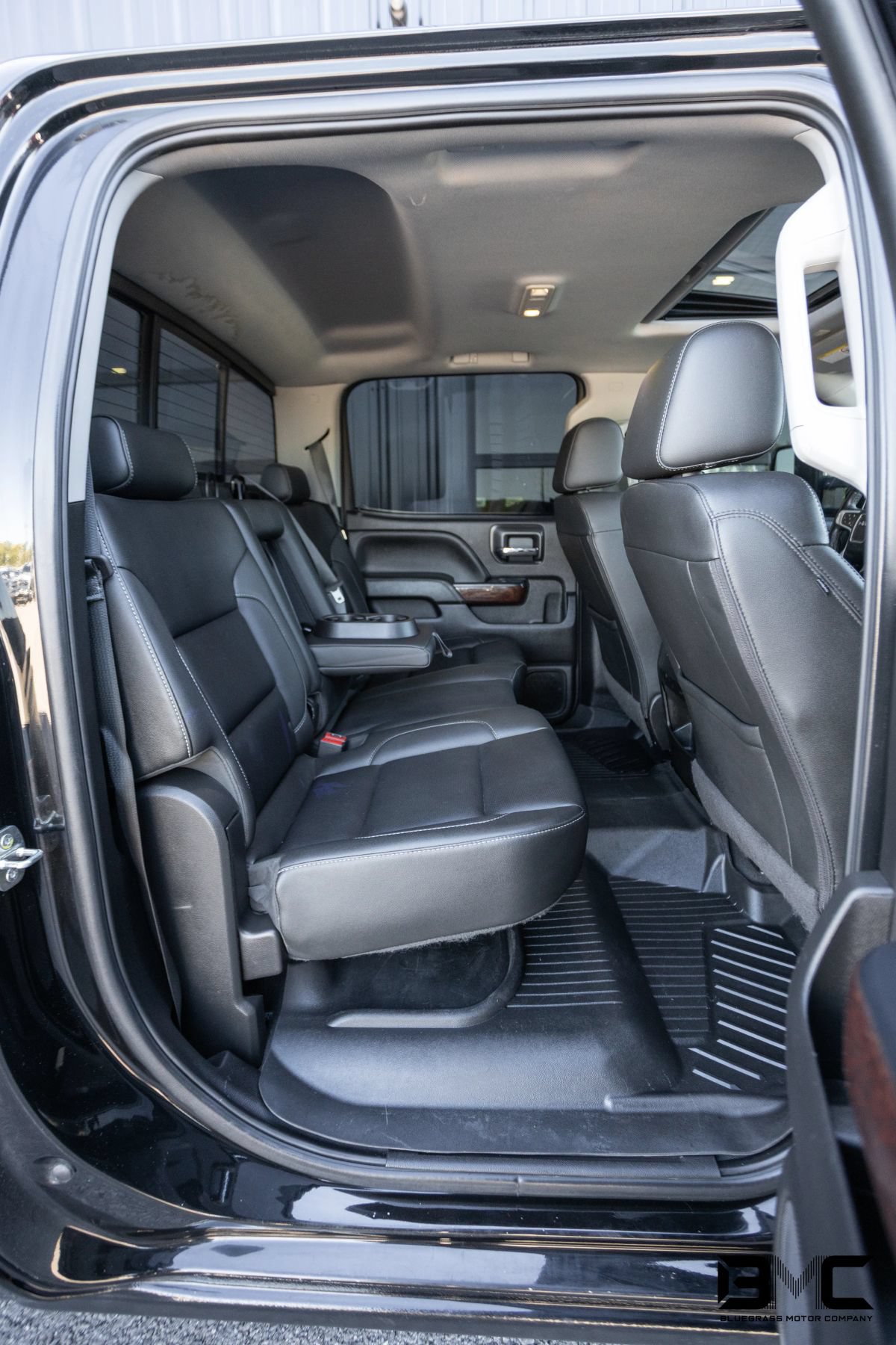 Used 2019 GMC Sierra 3500 SLT w/ Driver Alert Package AWD/4WD image 17