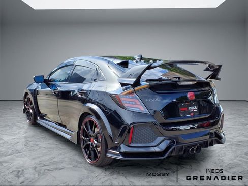 Used 2019 Honda Civic Type R image 2