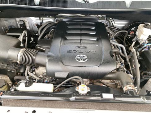 Used 2020 Toyota Tundra SR5 image 28