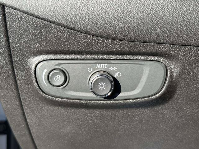 Used 2019 Chevrolet Equinox LT AWD/4WD image 19