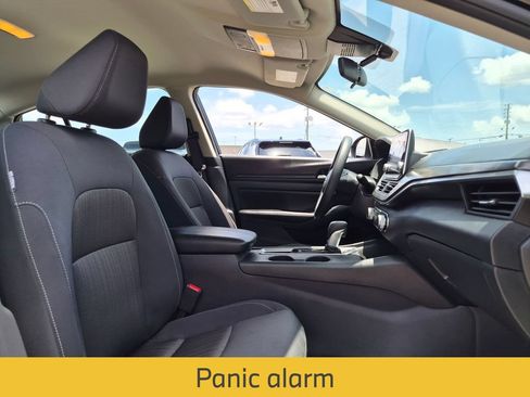 Used 2025 Nissan Altima 2.5 SV FWD image 30