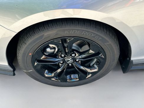 New 2025 Honda Accord SE image 25