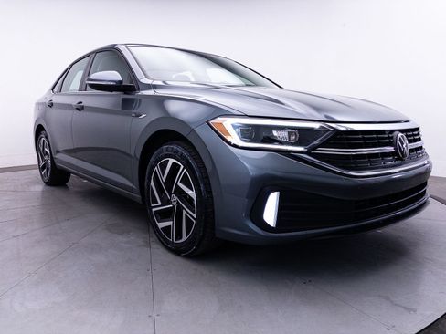 Used 2023 Volkswagen Jetta SEL FWD image 11