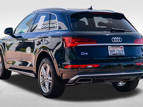 Certified 2024 Audi Q5 e Premium w/ Convenience Package AWD/4WD image 5
