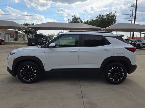 Certified 2023 Chevrolet TrailBlazer LT FWD image 6