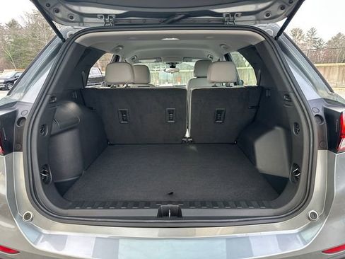 Used 2023 Chevrolet Equinox LS image 13