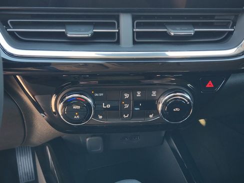 New 2026 Chevrolet Trax ACTIV w/ Driver Confidence Package image 14