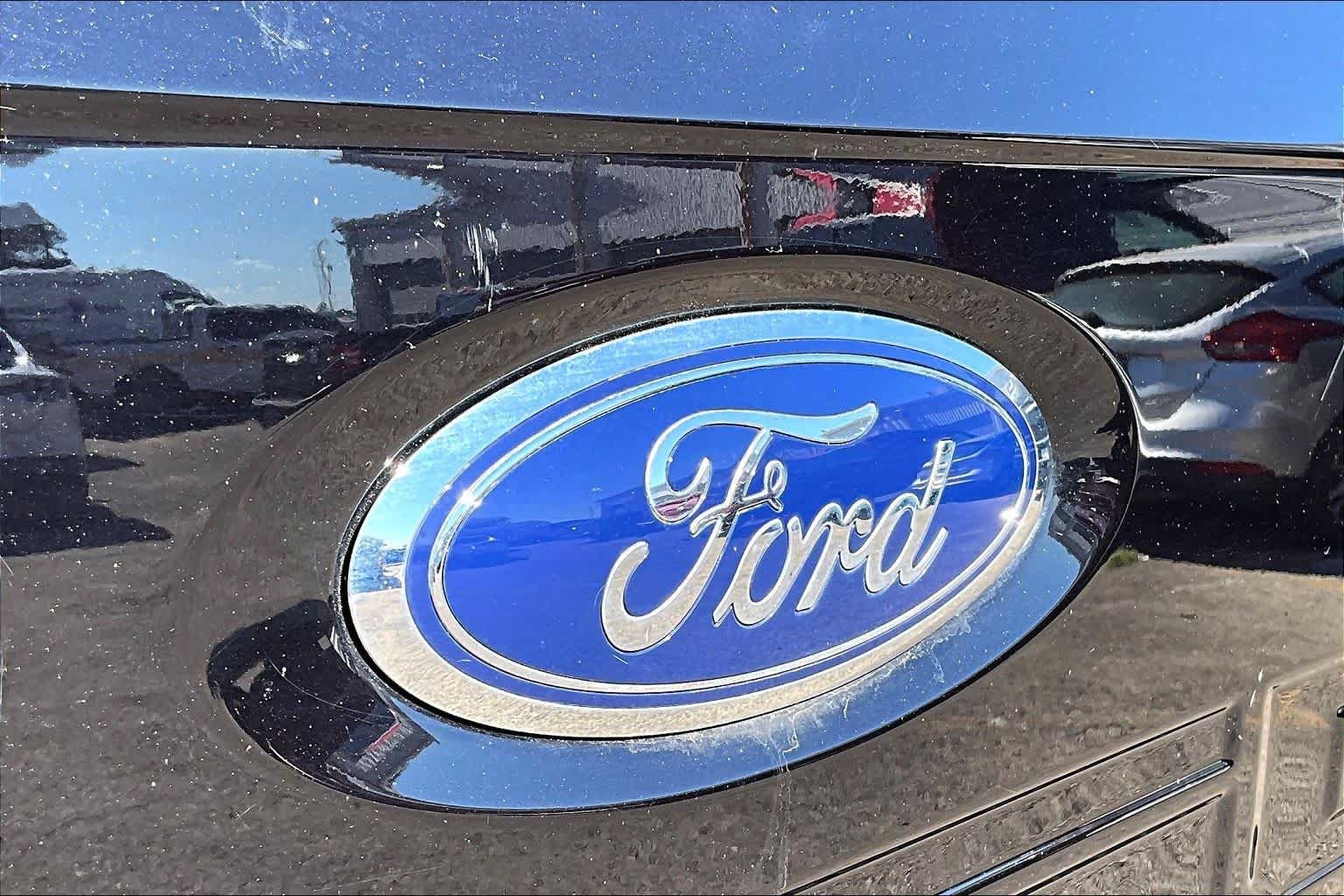 Used 2023 Ford F150 XLT w/ Equipment Group 302A High AWD/4WD image 31