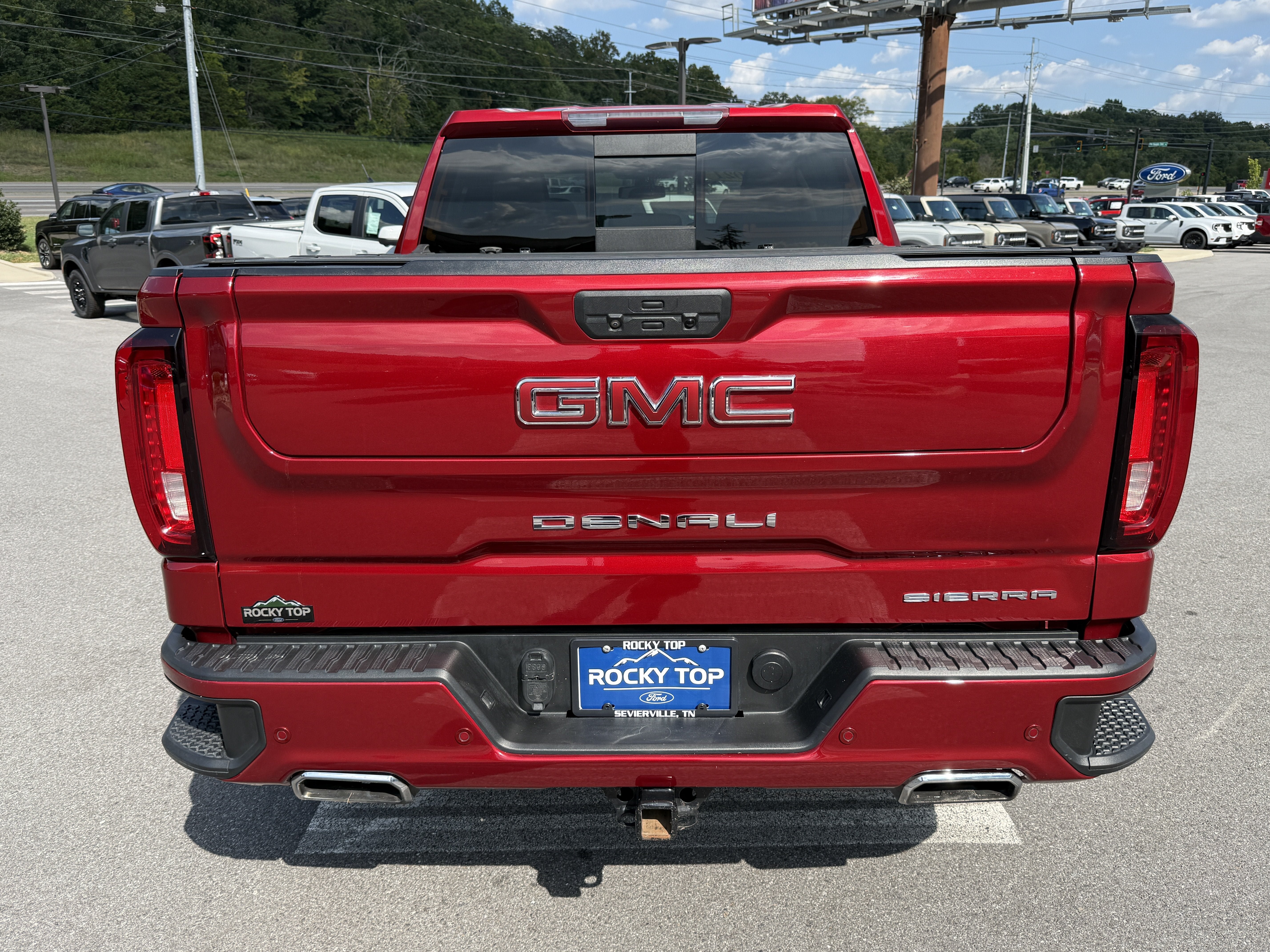 Used 2021 GMC Sierra 1500 Denali w/ Driver Alert Package II AWD/4WD image 6