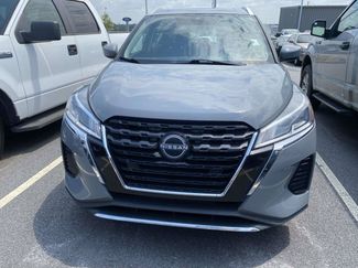 Used 2024 Nissan Kicks SV FWD video 2