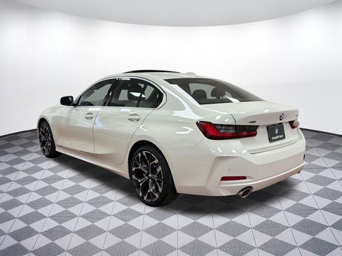 Used 2025 BMW 330i xDrive Sedan w/ M Sport Package AWD/4WD image 3