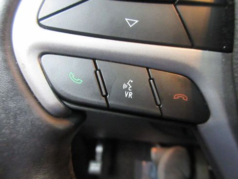 Used 2021 Jeep Grand Cherokee Limited AWD/4WD image 16