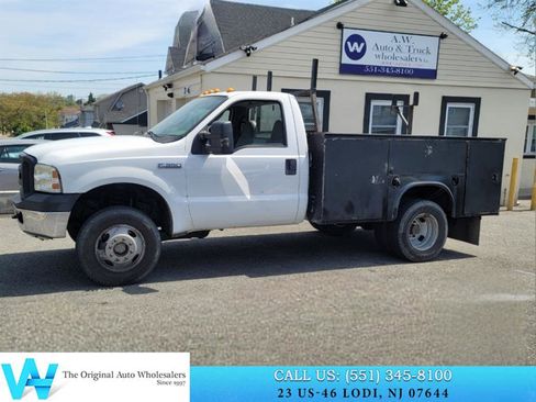 Used 2005 Ford F350 XL image 7