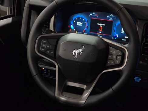 New 2025 Ford Bronco Badlands w/ Sasquatch Package image 28