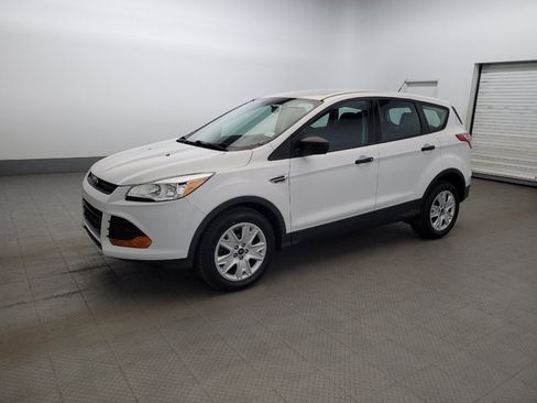 Used 2016 Ford Escape S FWD image 2