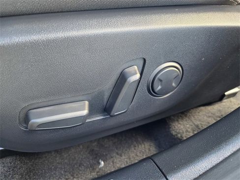 New 2025 Kia K4 GT-Line image 25