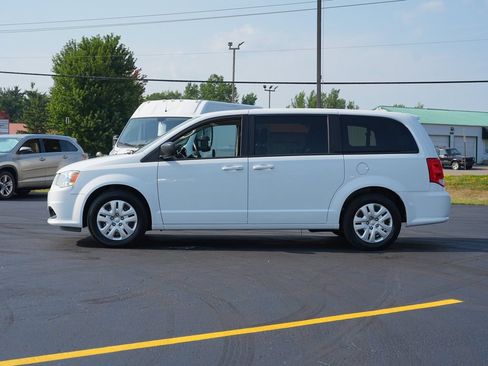 Used 2018 Dodge Grand Caravan SE w/ UConnect Hands-Free Group FWD image 6