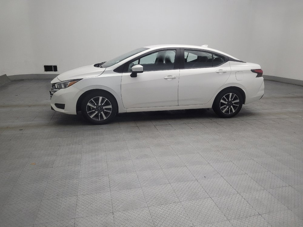 Used 2024 Nissan Versa SV FWD image 2