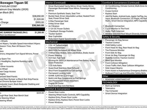 Used 2018 Volkswagen Tiguan SE w/ Panoramic Sunroof Package image 2