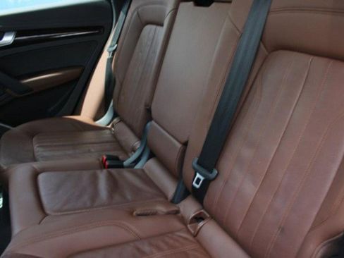 Used 2018 Audi Q5 2.0T Premium Plus w/ Premium Plus Package image 19