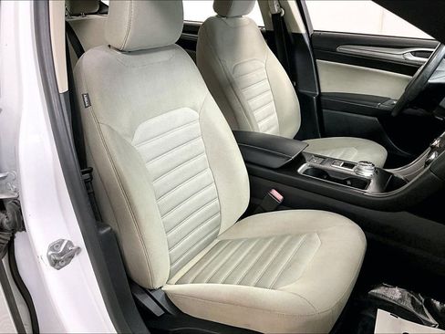 Used 2018 Ford Fusion S image 7