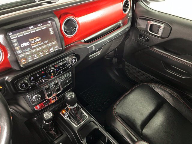 Used 2022 Jeep Wrangler Unlimited Rubicon w/ Cold Weather Group AWD/4WD image 37