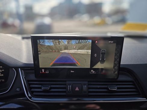 Used 2024 Audi SQ5 Prestige image 14