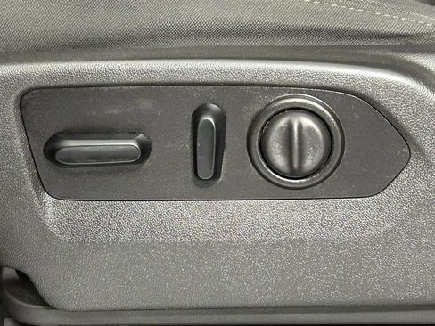 Used 2021 GMC Sierra 1500 Elevation image 28