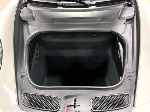 Used 2022 Porsche 911 GT3 image 37