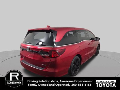 Used 2023 Honda Odyssey Sport image 6