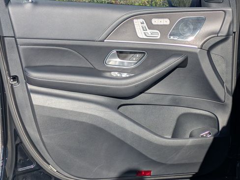 Used 2024 Mercedes-Benz GLE 350 4MATIC image 19