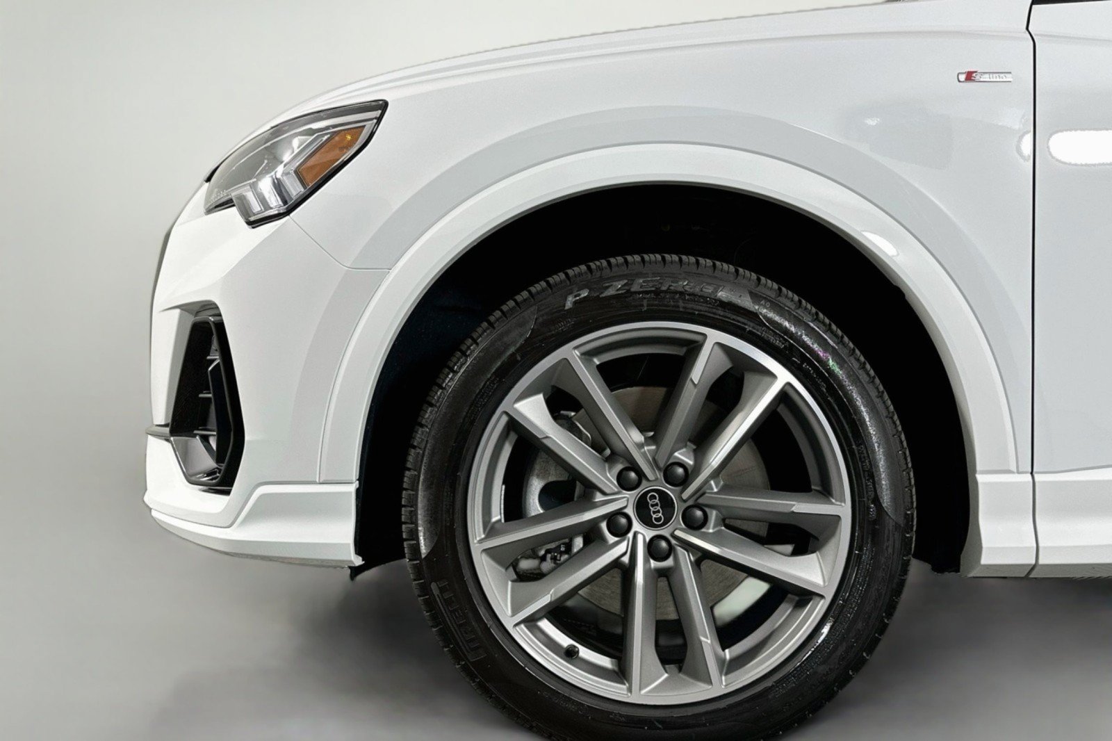 Used 2024 Audi Q3 2.0T Premium AWD/4WD image 12