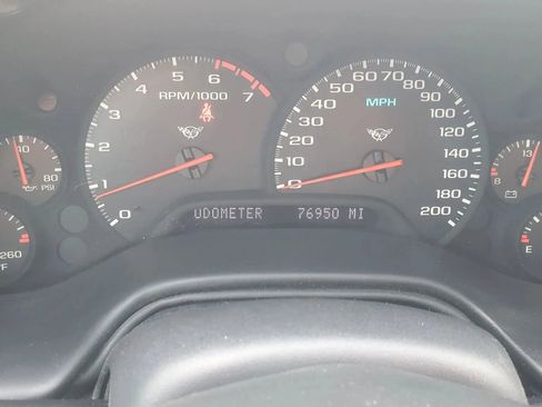 Used 2004 Chevrolet Corvette Coupe w/ Preferred Equipment Group image 27