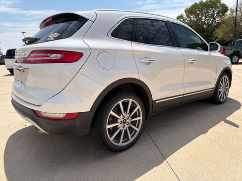 Used 2019 Lincoln MKC Reserve w/ MKC Climate Package FWD image 3